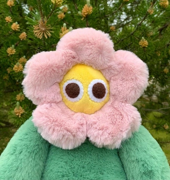 A cover of "Plush" cluster. The owner is ohyeahthatsnoice. The cluster consists of 12 elements.