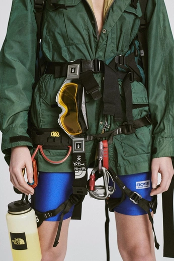 A cover of "Tech Inspired" cluster. The owner is djmullen. The cluster consists of 33 elements.