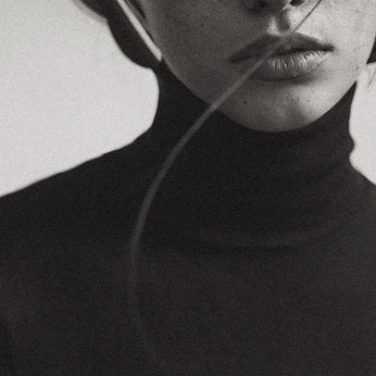 A cover of "Portrait INSPO" cluster. The owner is robglass. The cluster consists of 31 elements.