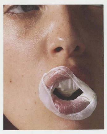 A cover of "mouths" cluster. The owner is sofiabacca. The cluster consists of 71 elements.