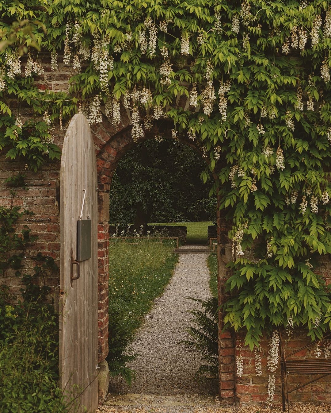 garden features