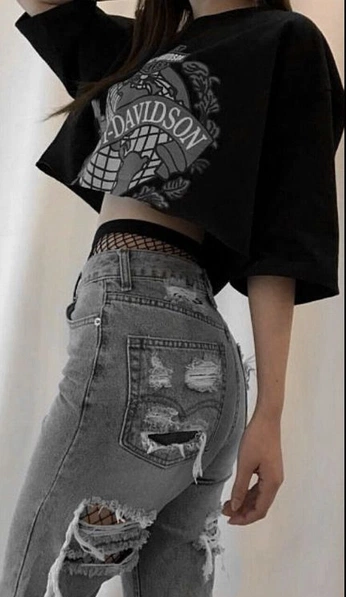 A cover of "(OC) roux outfit inspo" cluster. The owner is yintwined. The cluster consists of 9 elements.