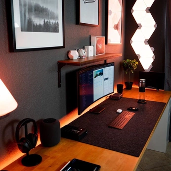 A cover of "Pod" cluster. The owner is soljum. The cluster consists of 5 elements.