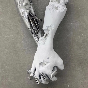 A cover of "." cluster. The owner is pinkleopard2. The cluster consists of 32 elements.