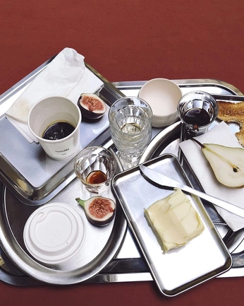 A cover of "Pinch 10/28 shoot" cluster. The owner is jacoblopez. The cluster consists of 20 elements.