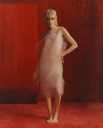 A cover of "posing" cluster. The owner is armaniode. The cluster consists of 53 elements.