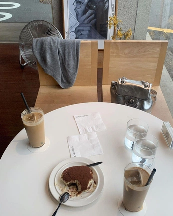 A cover of "deto" cluster. The owner is khaeranatt. The cluster consists of 2 elements.