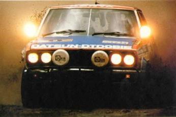 A cover of "Rox Oldheads" cluster. The owner is ilusium. The cluster consists of 39 elements.