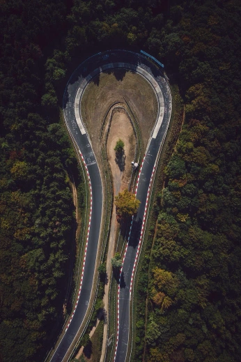 A cover of "Green Hell" cluster. The owner is miguelsamaral. The cluster consists of 7 elements.