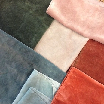 A cover of "Palettes" cluster. The owner is eksh0. The cluster consists of 4 elements.