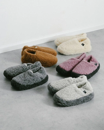 A cover of "Slippers" cluster. The owner is billejpn. The cluster consists of 9 elements.