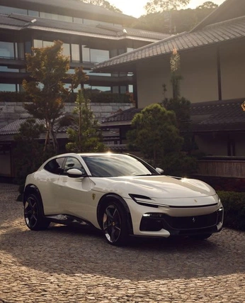 A cover of "Esthetic" cluster. The owner is naisuanshop. The cluster consists of 1 element.