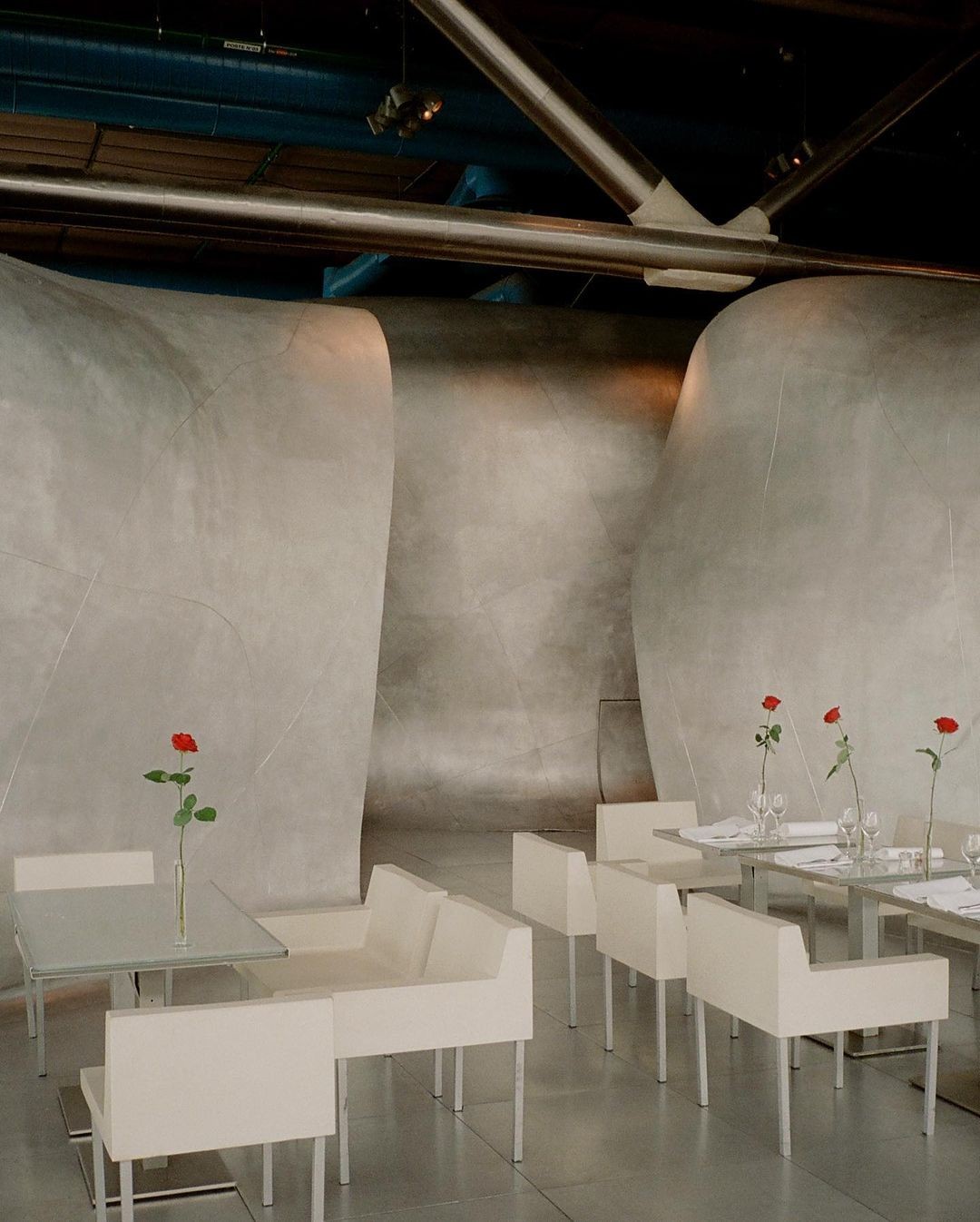 An Instagram carousel post added by olium on Dec 11, 2023. The author is @seandavidson.