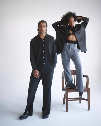 A cover of "posing: couples" cluster. The owner is gigibr. The cluster consists of 60 elements.