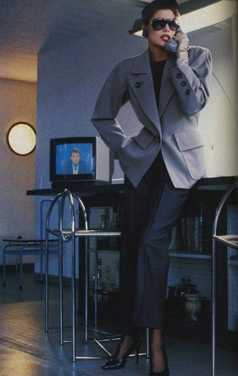 A cover of "PUPPETRY" cluster. The owner is nilsmourato. The cluster consists of 36 elements.