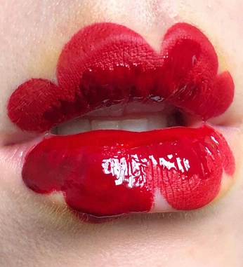 A cover of "Nice lips" cluster. The owner is cristinahuc. The cluster consists of 1 element.