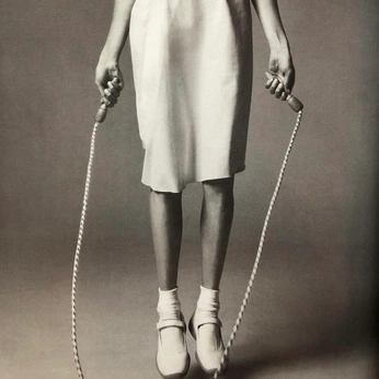 A cover of "Play" cluster. The owner is gaby. The cluster description is "forms of play". The cluster consists of 90 elements.