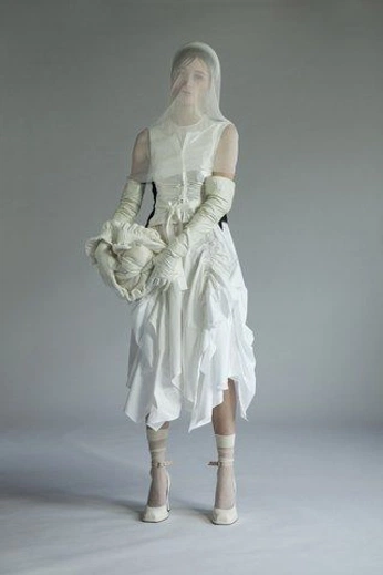 A cover of "fashion" cluster. The owner is lenox. The cluster consists of 2 elements.