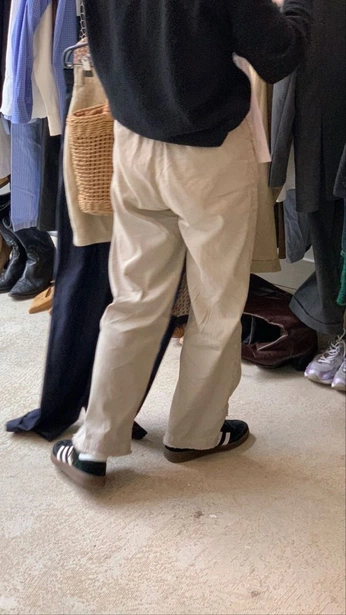 A cover of ""Oh yeah I can find that" cluster. The owner is alteredreality. The cluster consists of 2 elements.