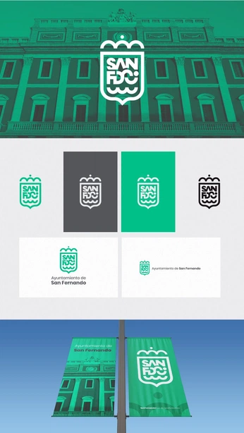 A cover of "Uni Logo Design Insp" cluster. The owner is deerdesign. The cluster consists of 18 elements.