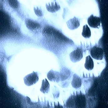 A cover of "Collections of Me" cluster. The owner is deviiancetv. The cluster consists of 107 elements.