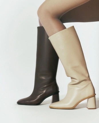 A cover of "FW" cluster. The owner is blanche.comme. The cluster consists of 6 elements.