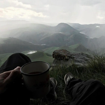 A cover of "raisins and peanuts" cluster. The owner is lennonruthven. The cluster description is "gorp". The cluster consists of 6 elements.