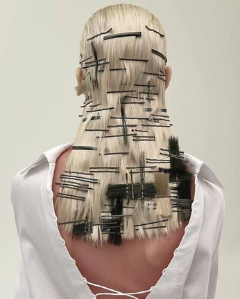 A cover of "the Look" cluster. The owner is bwilder. The cluster consists of 7 elements.