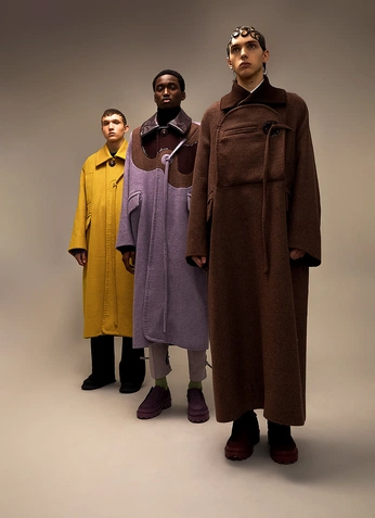 A cover of "bfs" cluster. The owner is mia.rey. The cluster consists of 9 elements.