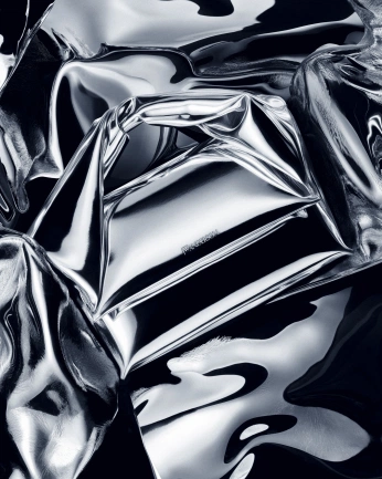 A cover of "reflections in chrome" cluster. The owner is kasper.wn. The cluster consists of 22 elements.