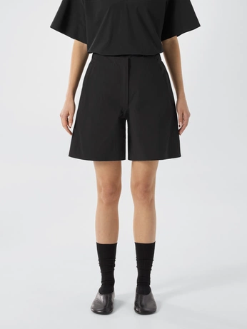 A cover of "VALIENCE" cluster. The owner is trinityloeffler. The cluster consists of 1 element.