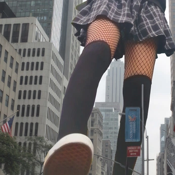 A cover of "Girl boss" cluster. The owner is marysaphyr. The cluster consists of 354 elements.