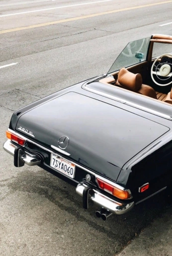 A cover of "Vera Studio" cluster. The owner is covestudios. The cluster consists of 23 elements.