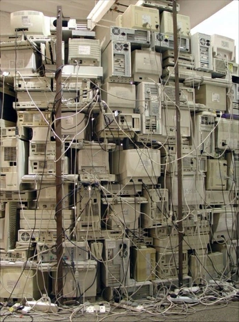 A cover of "pretty computers" cluster. The owner is elika.source. The cluster consists of 5 elements.