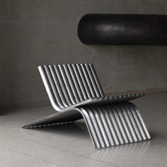 A cover of "intrr__" cluster. The owner is mrsnc. The cluster consists of 184 elements.