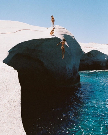 A cover of "ocean" cluster. The owner is vivi01. The cluster consists of 51 elements.