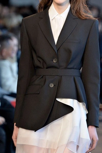 A cover of "office siren" cluster. The owner is ljndq. The cluster consists of 5 elements.