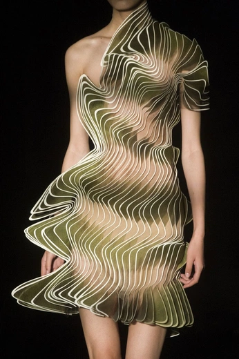 A cover of "301" cluster. The owner is taq2k. The cluster consists of 13 elements.