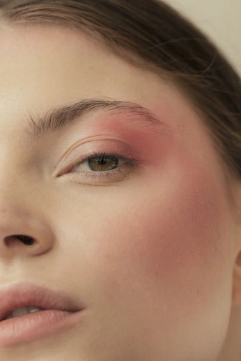 A cover of "Wedding HMUA" cluster. The owner is liabrouillard. The cluster consists of 34 elements.