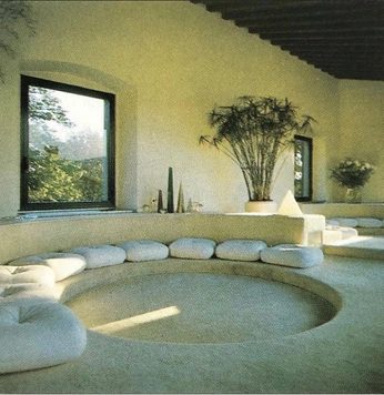 A cover of "Brutalism zen home" cluster. The owner is thenicholasong. The cluster consists of 1 element.