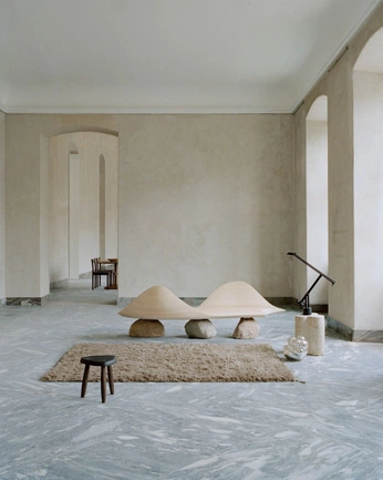 A cover of "interior" cluster. The owner is taburet. The cluster consists of 3 elements.