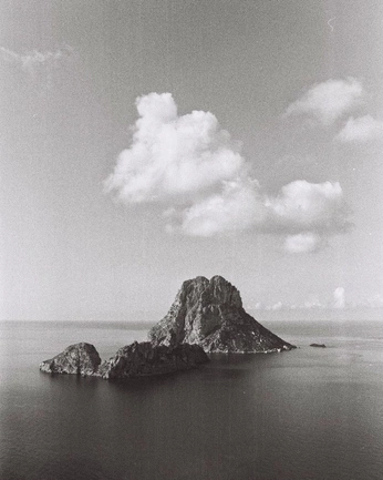 A cover of "Fresh & Love - Love Caps" cluster. The owner is petronejuancruz. The cluster consists of 10 elements.