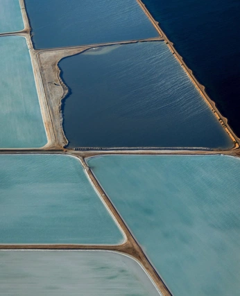 A cover of "PP01_Salt Lake" cluster. The owner is callenfish. The cluster consists of 71 elements.