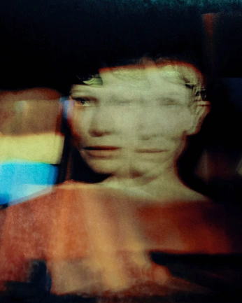 A cover of "Ontem" cluster. The owner is undersight. The cluster consists of 2 elements.