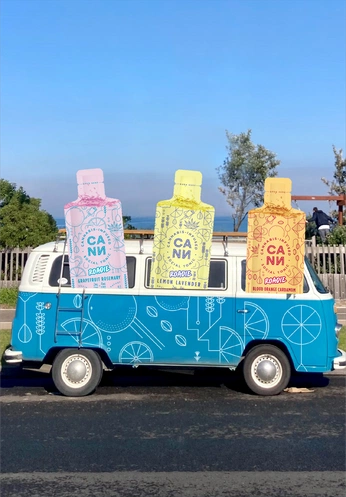 A cover of "Green Civilian" cluster. The owner is mikeybucks. The cluster consists of 18 elements.