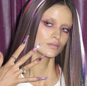 A cover of "y2kchicmyspace" cluster. The owner is scarletjm. The cluster consists of 26 elements.