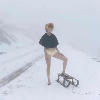 A cover of "even [snow] angels fall" cluster. The owner is selamzg. The cluster consists of 75 elements.