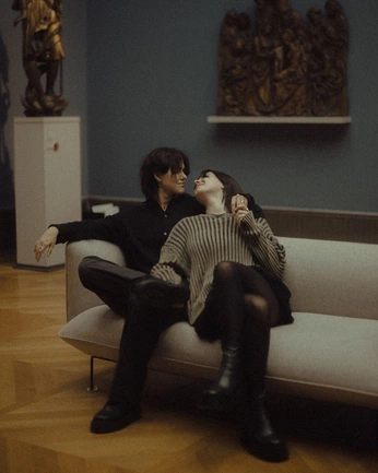 A cover of "Humans in Love" cluster. The owner is zahryarozi.2619. The cluster consists of 26 elements.