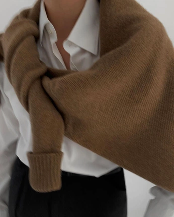 A cover of "Personal: Fashion" cluster. The owner is earlyclara. The cluster consists of 21 elements.