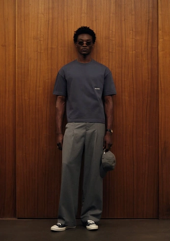 A cover of "brown lable" cluster. The owner is colesvisage. The cluster consists of 20 elements.